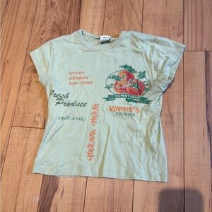 Urban Outfitters Graphic Tee 🍅🥒